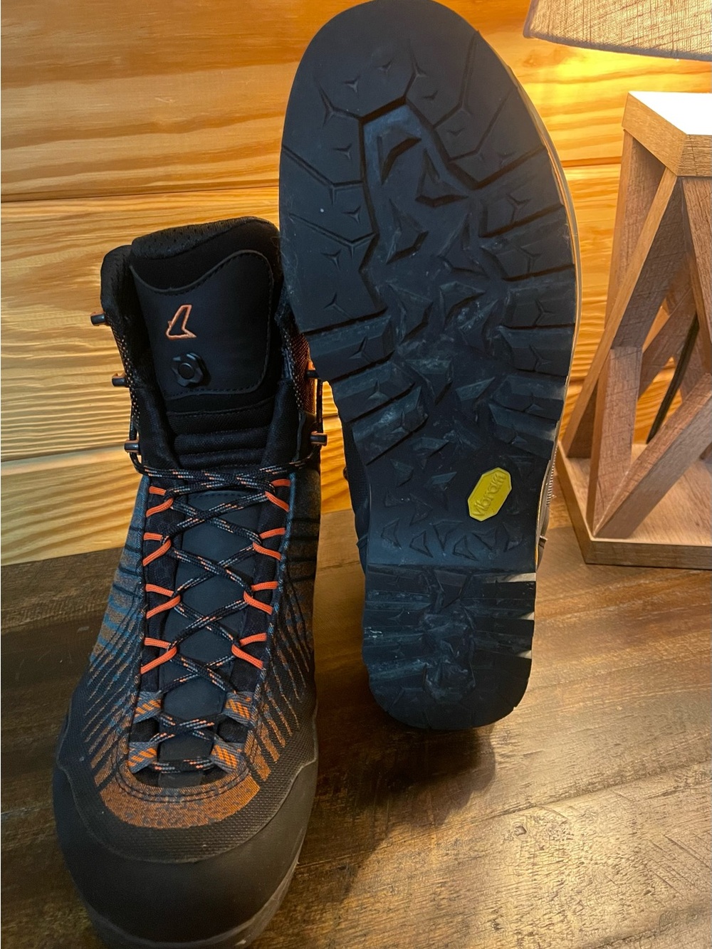 LOWA Mangart GTX Mid, US 10.5 Men’s - Picture 4 of 5